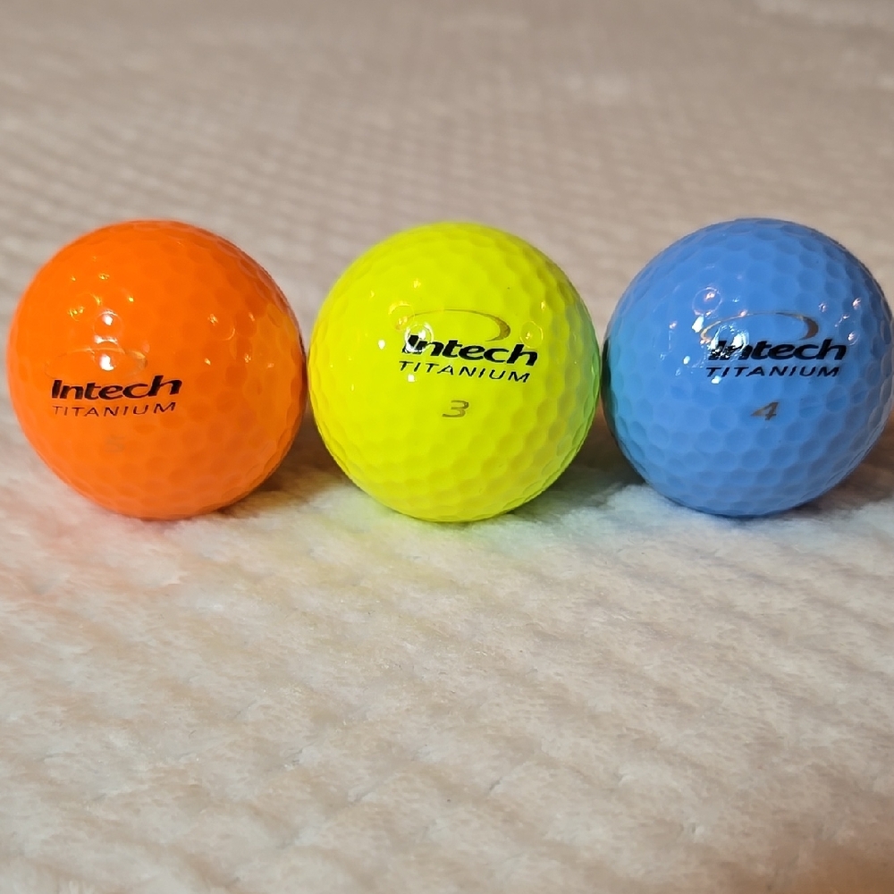 3 Neon Intech Golf Balls